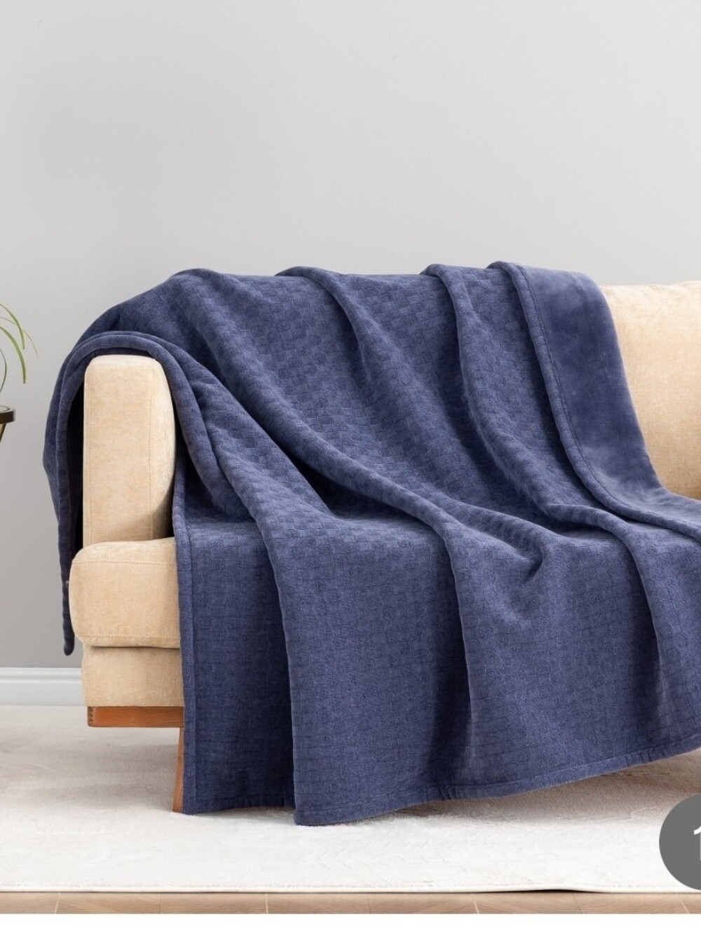 (6) Berkshire Chenille Plush Knit Throw